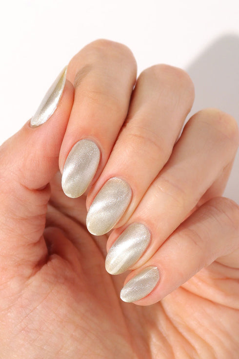 MOTHER OF PEARL NAIL POLISH